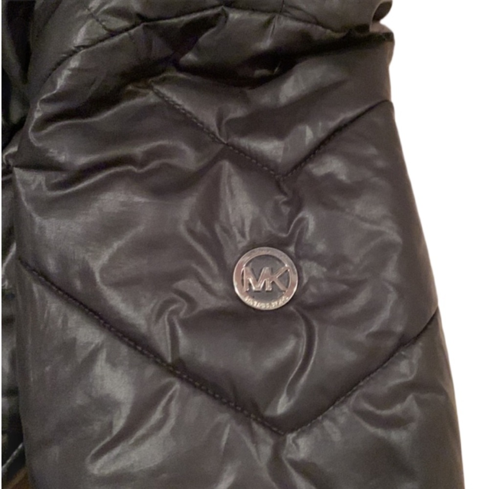 Girls Micheal Kors jacket - Picture 4 of 6